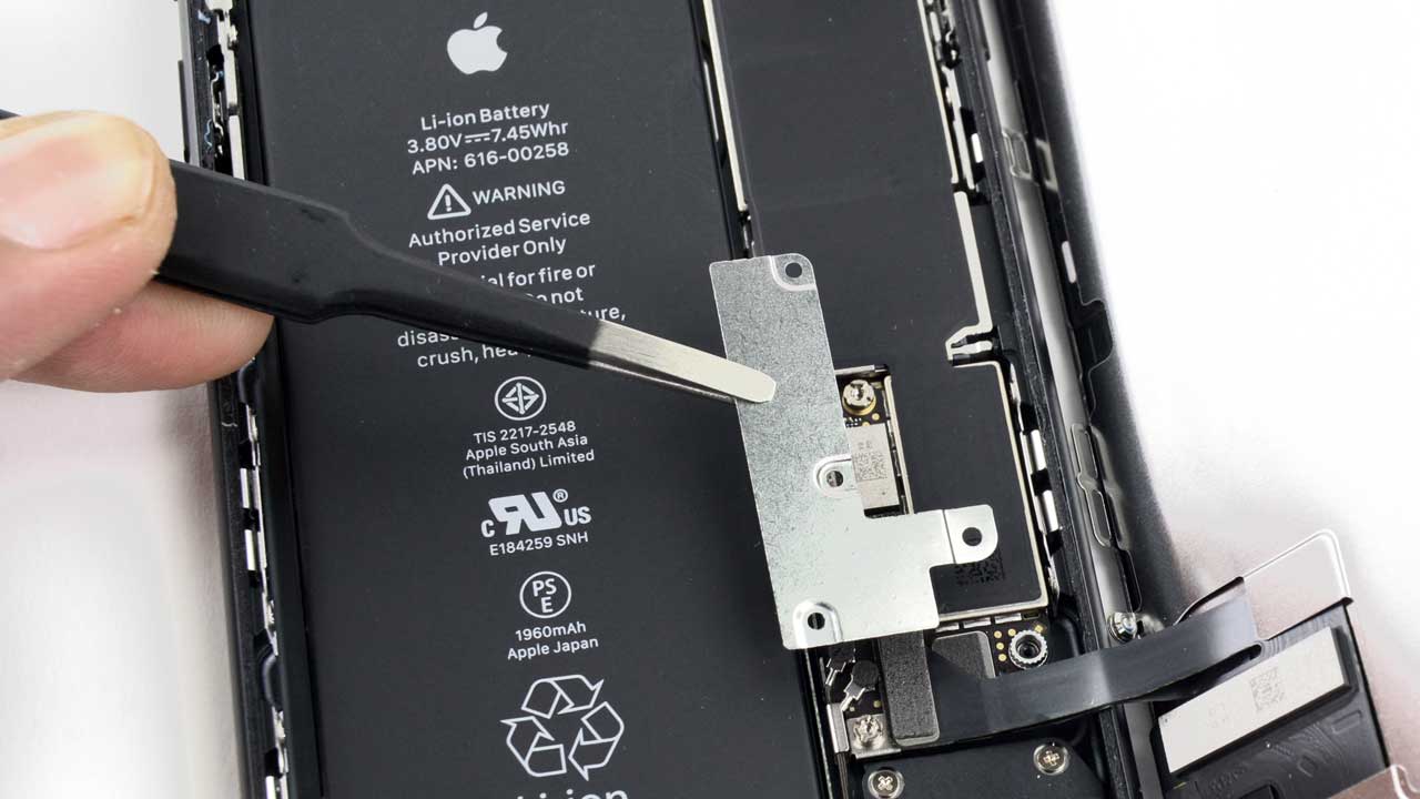 Всі види ремонтів iPhone у Полтаві